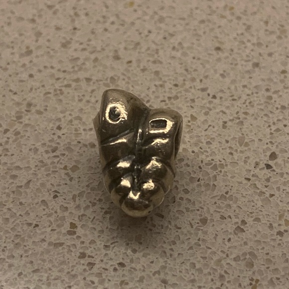 PANDORA seashell silver charm - Picture 5 of 5